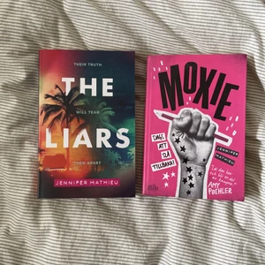 The liars/ Moxie  - Säljer 2 böcker av författaren Jennifer Mathieu.   Moxie är på svenska och The liars på engelska.   1 bok: 80kr 2 böcker: 140kr + frakt
