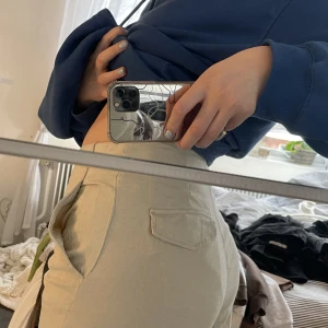 Kostymbyxor - Superfina kostymbyxor från HM, köpta i somras. Storlek 40❤️