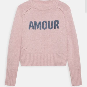 Zadig tröja - En helt ny Zadig tröja som skulle lämnas tillbaka men lappen råka ramla av❤️🫶🏼