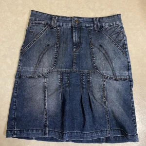 Jeanskjol - Cool jeanskjol från märket Soyaconcept, fint skick💙