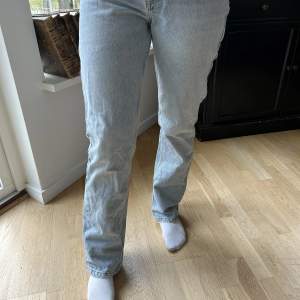Jeans från zara med midwaist