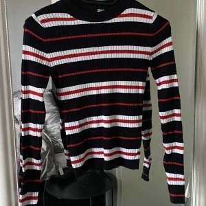 Randig Tröja  - Aldrig använts! Storlek Xs☺️  