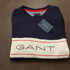 Helt oanvänd Gant tröja, nypris ca 1000kr, Storlek M.
