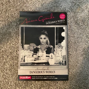 Ariana Grande Dangerous Woman - Ariana Grande dangerous woman promotion flygblad från japan.