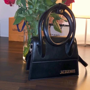 Black dupe bag  - Not original bag but looks exactly like the authentic one used only a couple times 