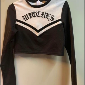 Tjejkläder S - Info står på bilden 