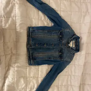 Super fin jeans jacka💕 från Street one