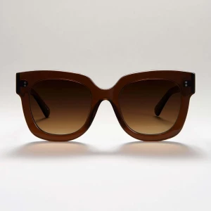 Chimi 008 Brown  - Säljer för jag inte använder dom. Ena ”handtaget” eller vad man säger är lite lösare än det andra men det märks inte när man har dom på och så. Inga stora eller synliga repor