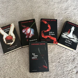Twilight serien - En bok för 50kr, alla för 200