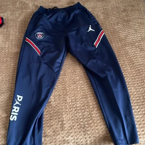 Psg byxor  - Psg byxor 10/10 skick liten i storleken 