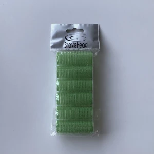 Hair rollers - Hair rollers från Lyko. Säljer då sånnahär tyvärr inte passar med min hårtyp. 2 cm i diameter, nyskick. 20 kr