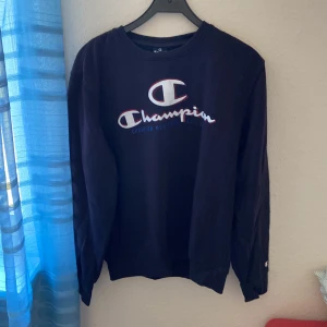 Champion Tröja - mörkblå champion tröja