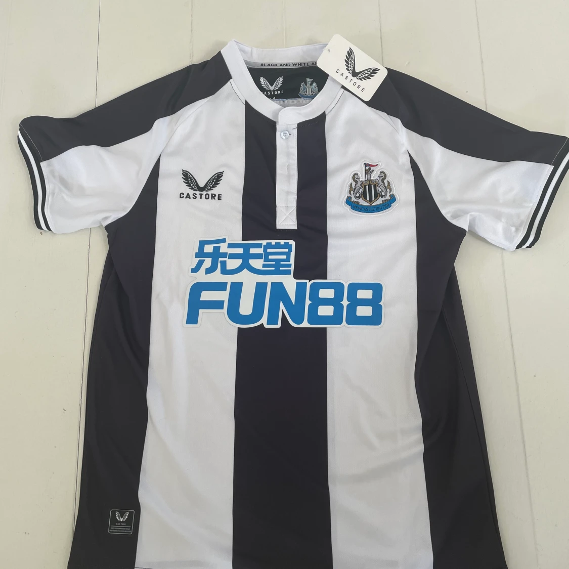 Newcastle United matchtröja 2021/2022  - 90
