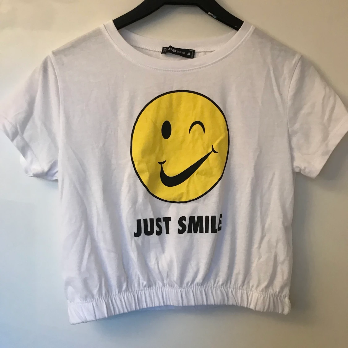 New Yorker FB Sister T-shirt med tryck