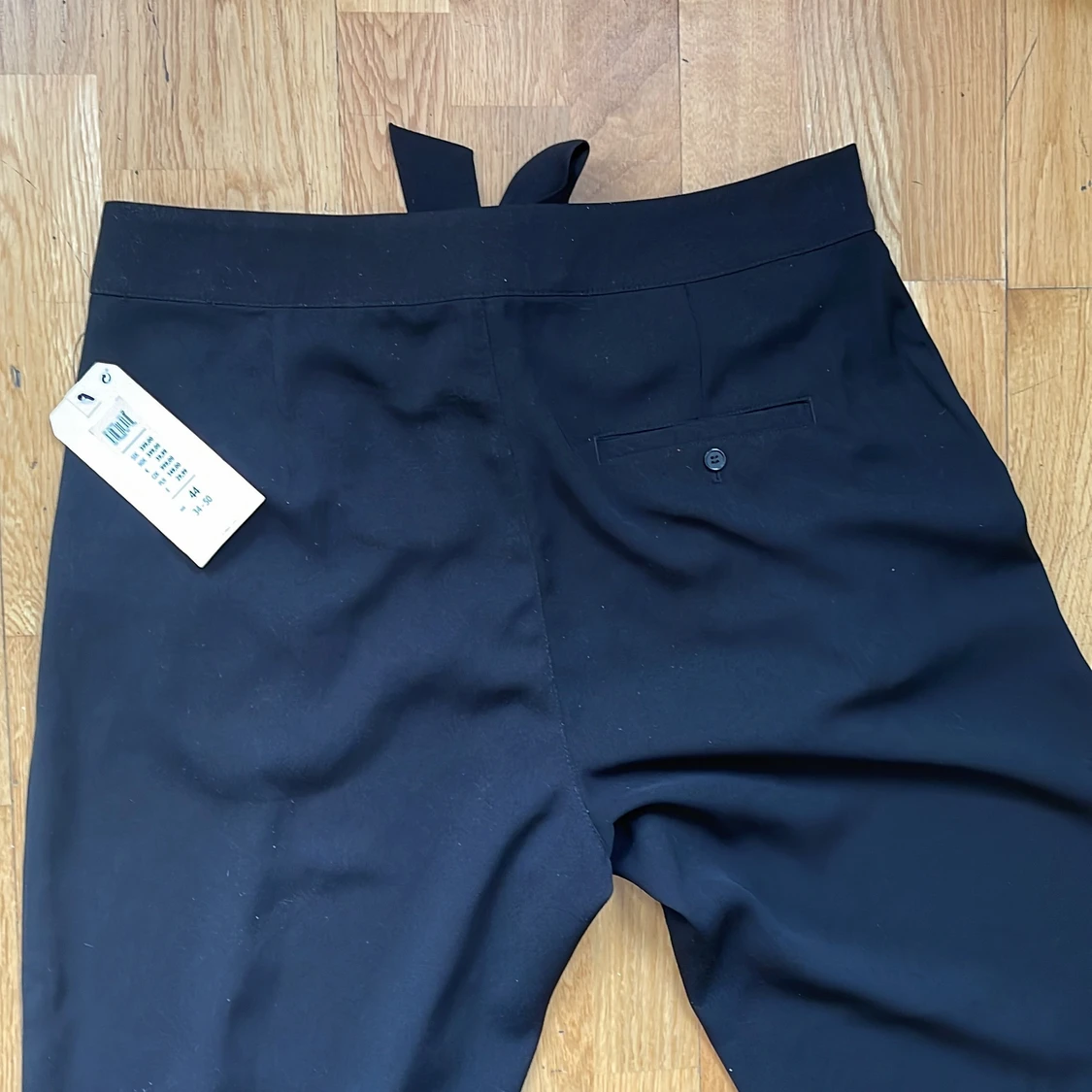 ALDRIG ANVÄNDA SVARTA LINDEX KOSTYMBYXOR - 91