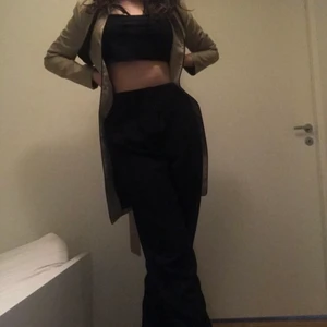 Brun kappa  - Gratis frakt/Free shipping. Brown coat, M/L