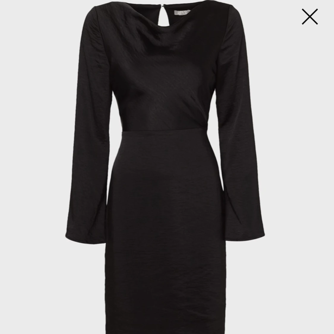 Svart Satinklänning  - 91