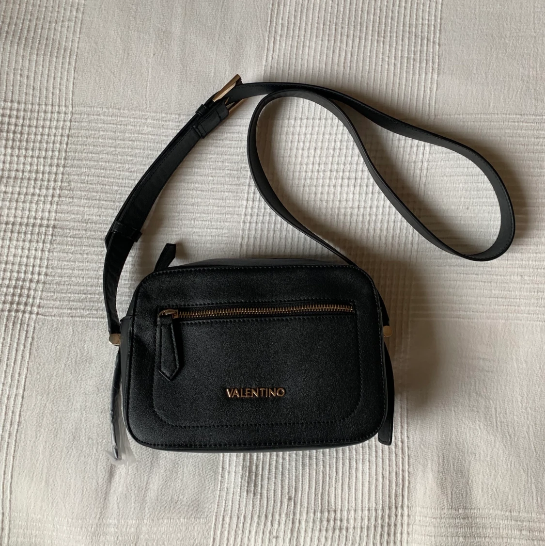 Helt oanvänd valentino väska  - 91