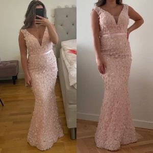 Festklänning från beautyqueens - Rosa festklänning, används endast en kväll & mycket bra skick (Pris kan diskuteras) 