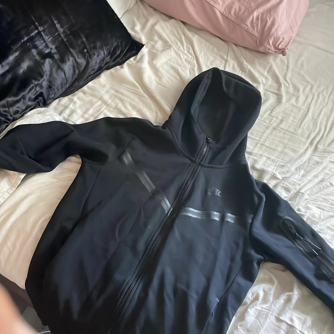 Svart Nike Tech fleece Kofta  - 90