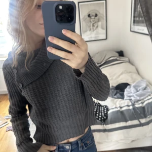 Stickad tröja - Fin stickad tröja från Banana Republic. Köpt i USA 