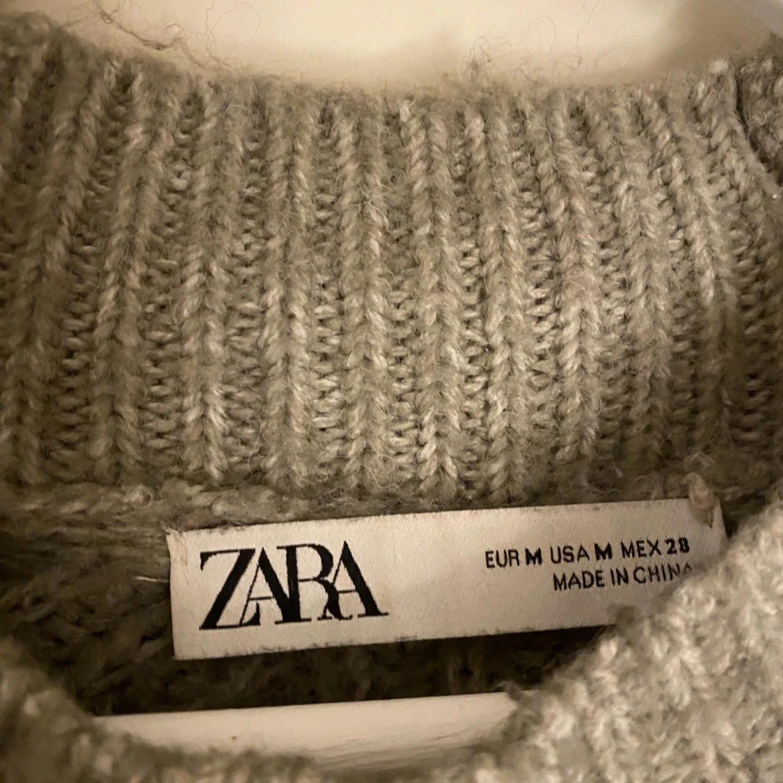 Grön stickad klänning - 90