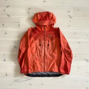 Arcteryx jacka - Jättefin skaljacka från Arcteryx 