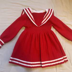 Jättefin klänning för 3-4 åringar