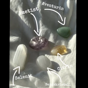 Kristaller - 25kr för en och 85kr för alla! Fri frakt 🚚💕