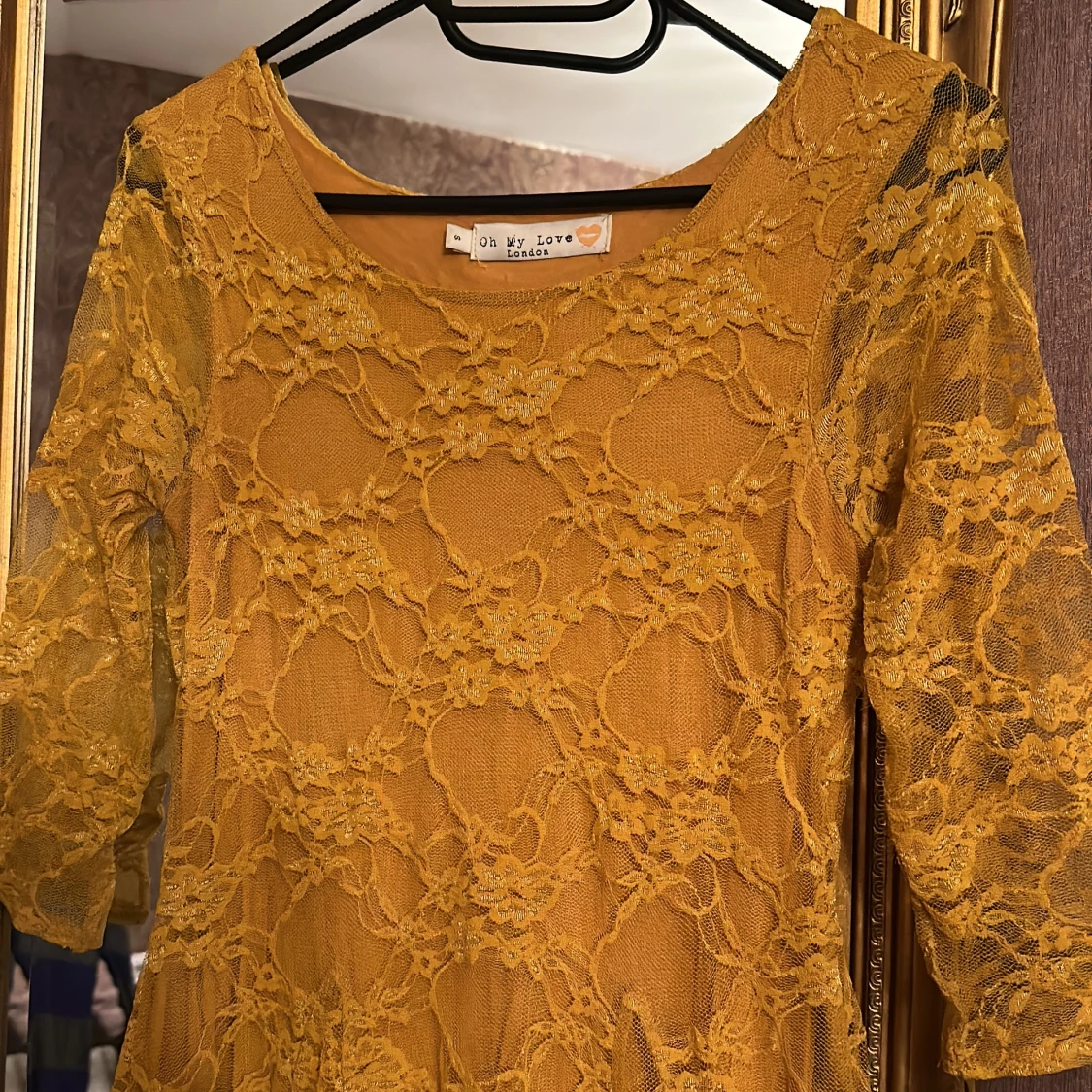 Spets klänning  - 90