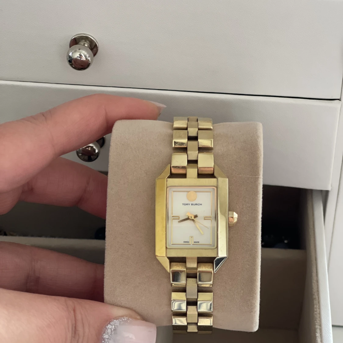 Golden Tory Burch watch - 91
