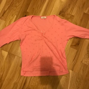 EN JÄTTE GULLIG TOPP - Söt topp<3