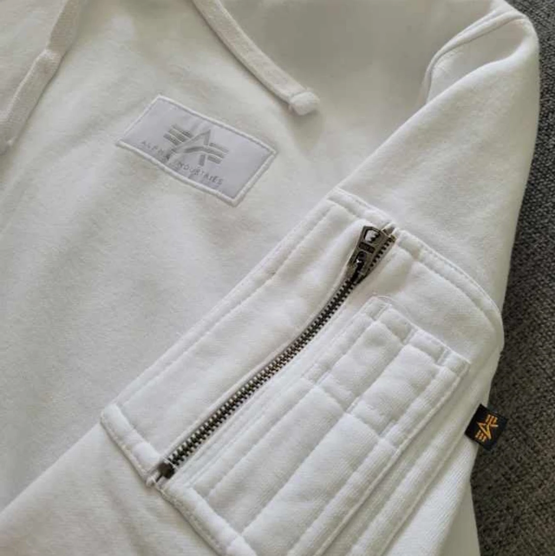 Alpha industries vit tröja - 91