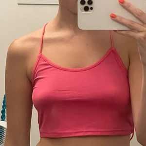 Linne med snörning rygg - Strl s och aldrig använd, älskar detta linne men måste tyvärr sälja:(  Köparen står för frakt