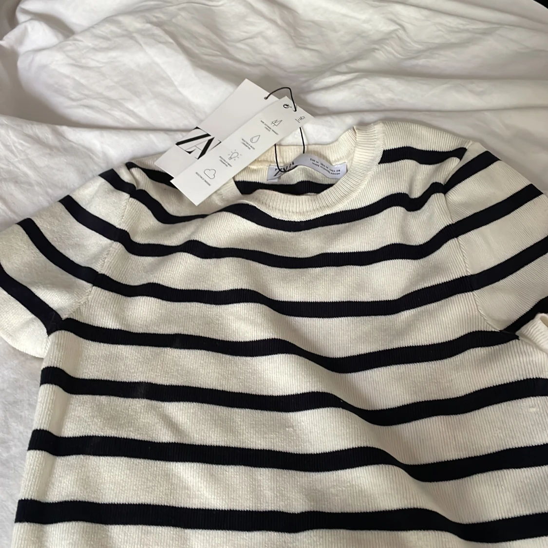 Randig T-shirt  - 90