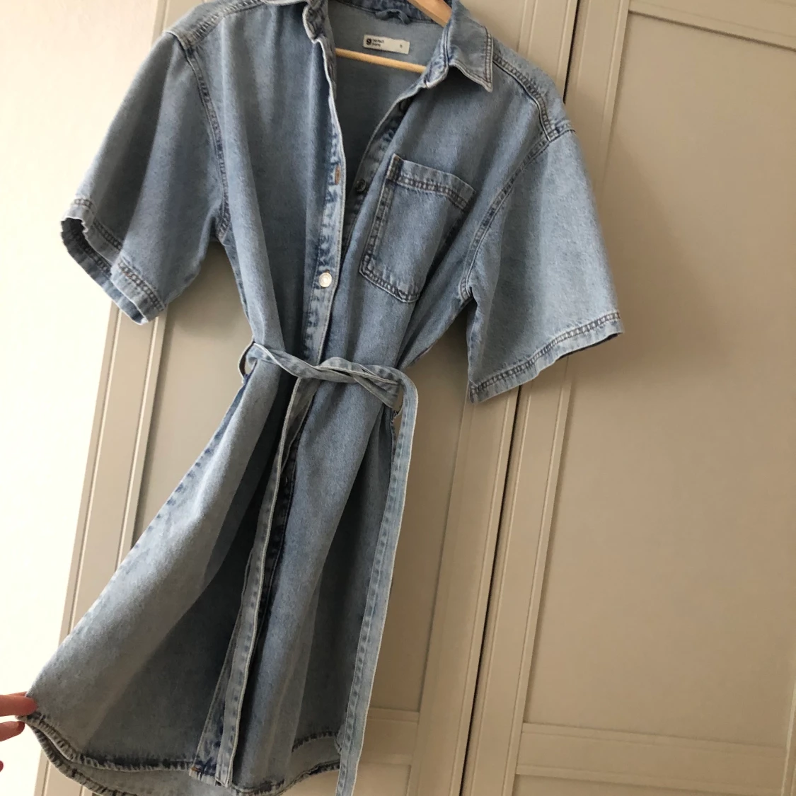 Snygg jeansklänning - 91