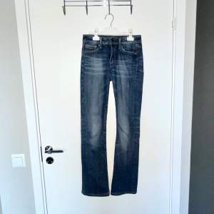 Bootcut jeans från Crocker i str 25/35 💓 De är för små för mig så därför har jag inga bilder med dem på.