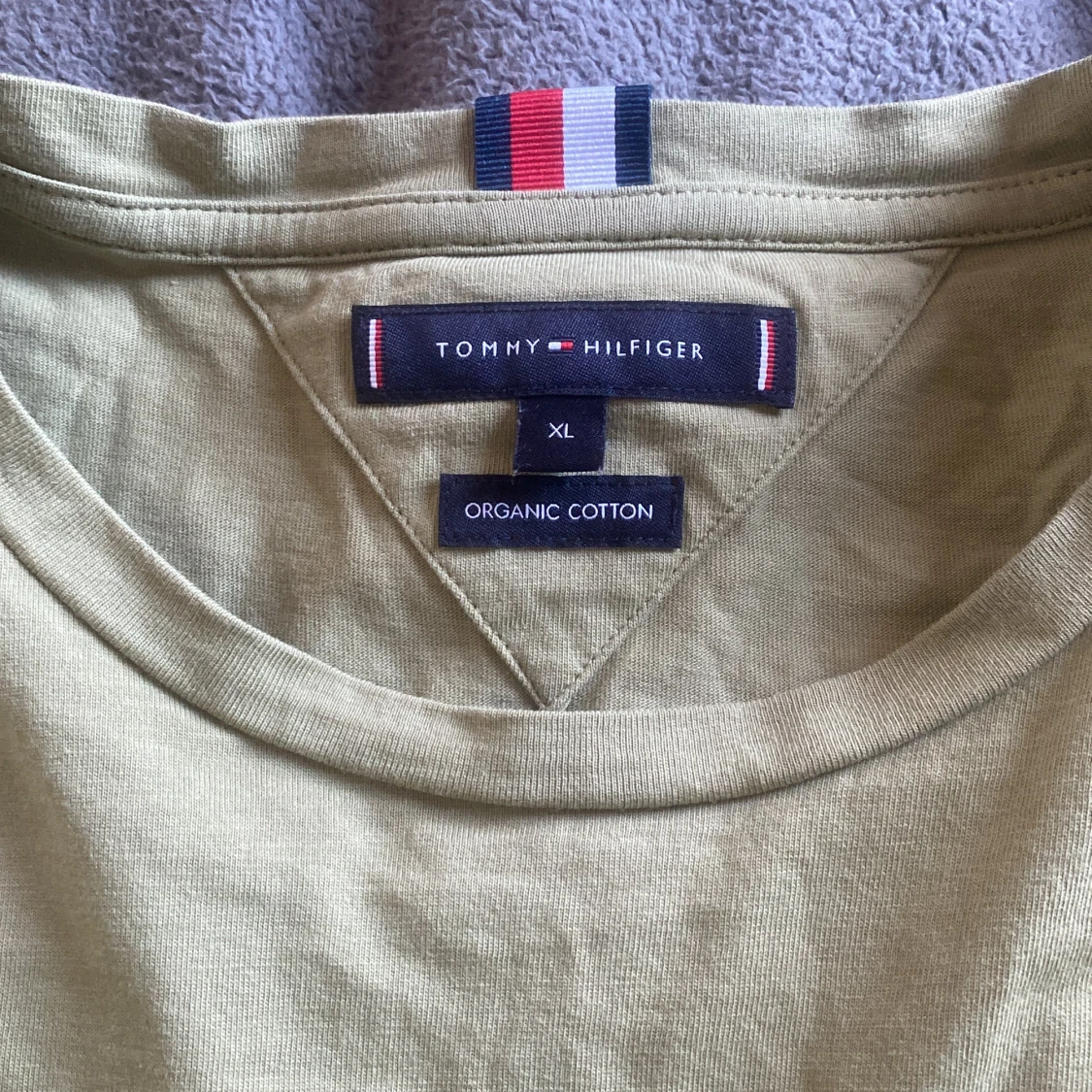 Tommy Hilfiger T-shirt  - 90