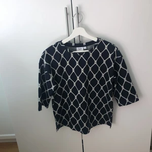 Saint Tropez tröja - Gammal men knappt använd. Storlek XS☺️