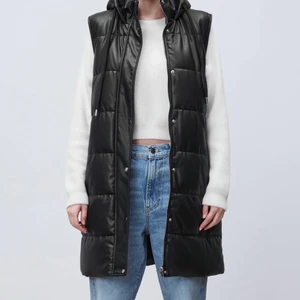 Zara Läder Väst - Använt i 2 månader. 