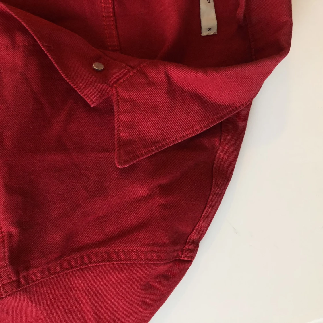 Röd jeansjacka - 90