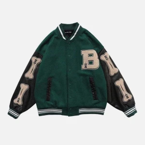 Bone-jacket strl M - Knappt använd, köpt för ca 700kr. Inga defekter eller liknande, säljer då den knappt kommit t användning. Strl M men sitter bra på mig som har XS-S
