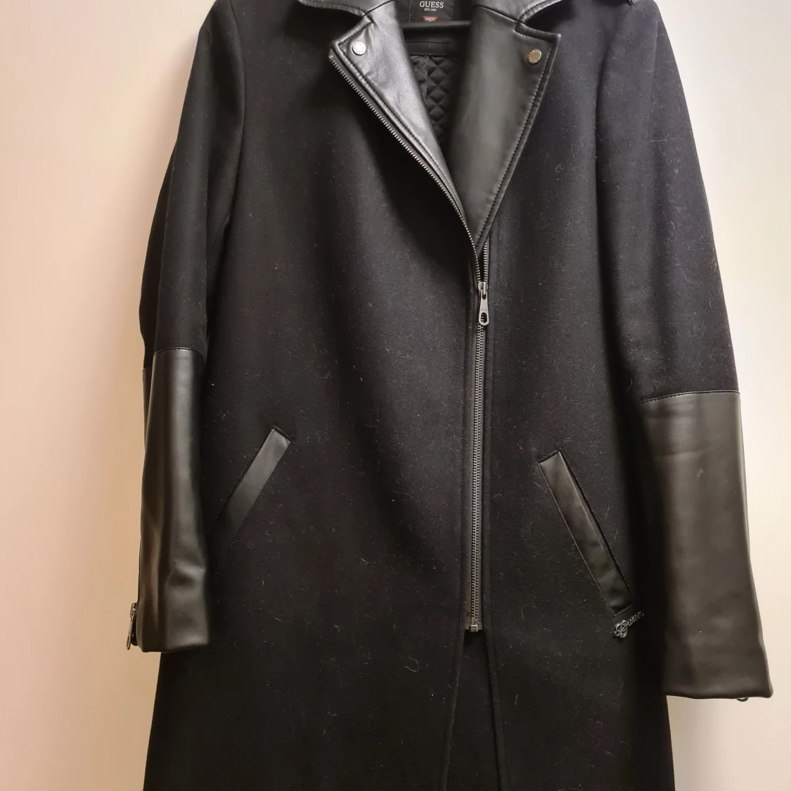 Guess kappa storlek S  - 90