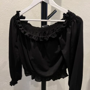 Topp - Svart enkel topp 