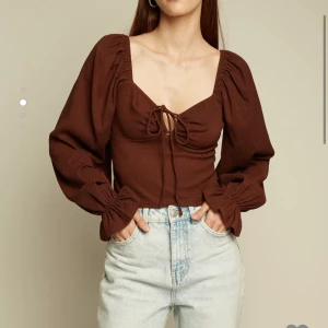 SÖKER - Söker!!! dessa blusar från Newyorker storlek S, hör av dig om du har någon av de att sälja 😁