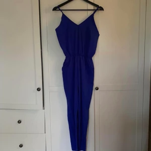 Blå byxdress  - Fin blå byxdress  Stl Xs/S 