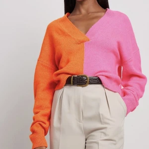 Stickad tröja - Använd 1 gång. Nypris 349kr. Storlek S