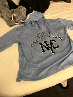 Tunn hoodie - Använd få gånger