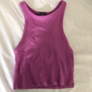 Linnen  - Två zara linnen som inte används. Hör av er vid intresse eller frågor<3 30kr/st, 50kr för båda 