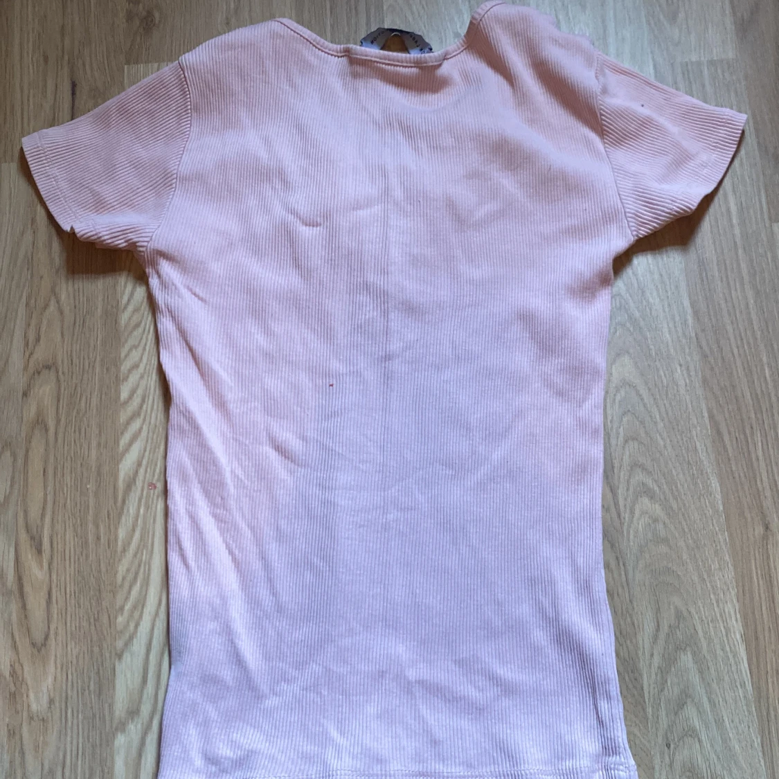 En jätte fin T-shirt till sommaren  - 90